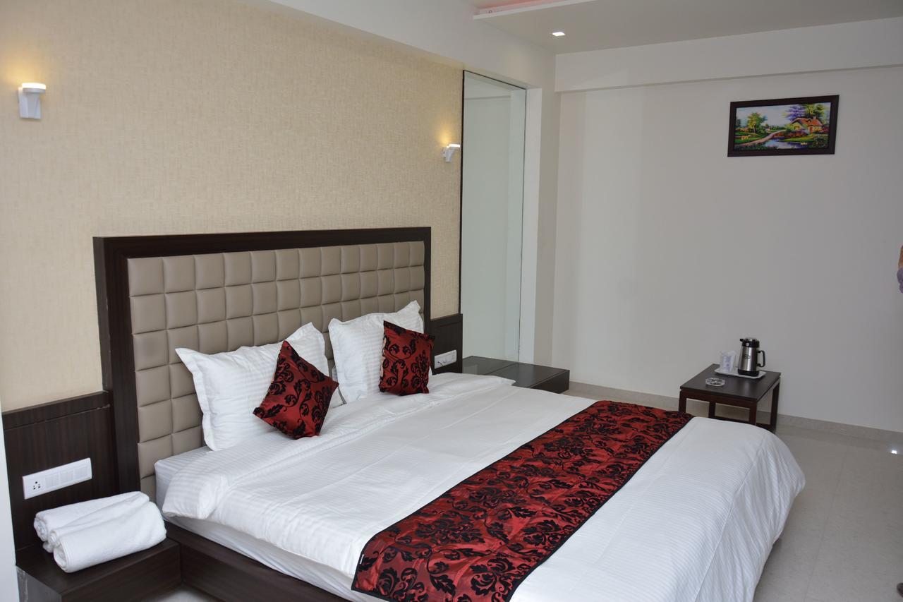 Hotel Darshan Rājula Kültér fotó